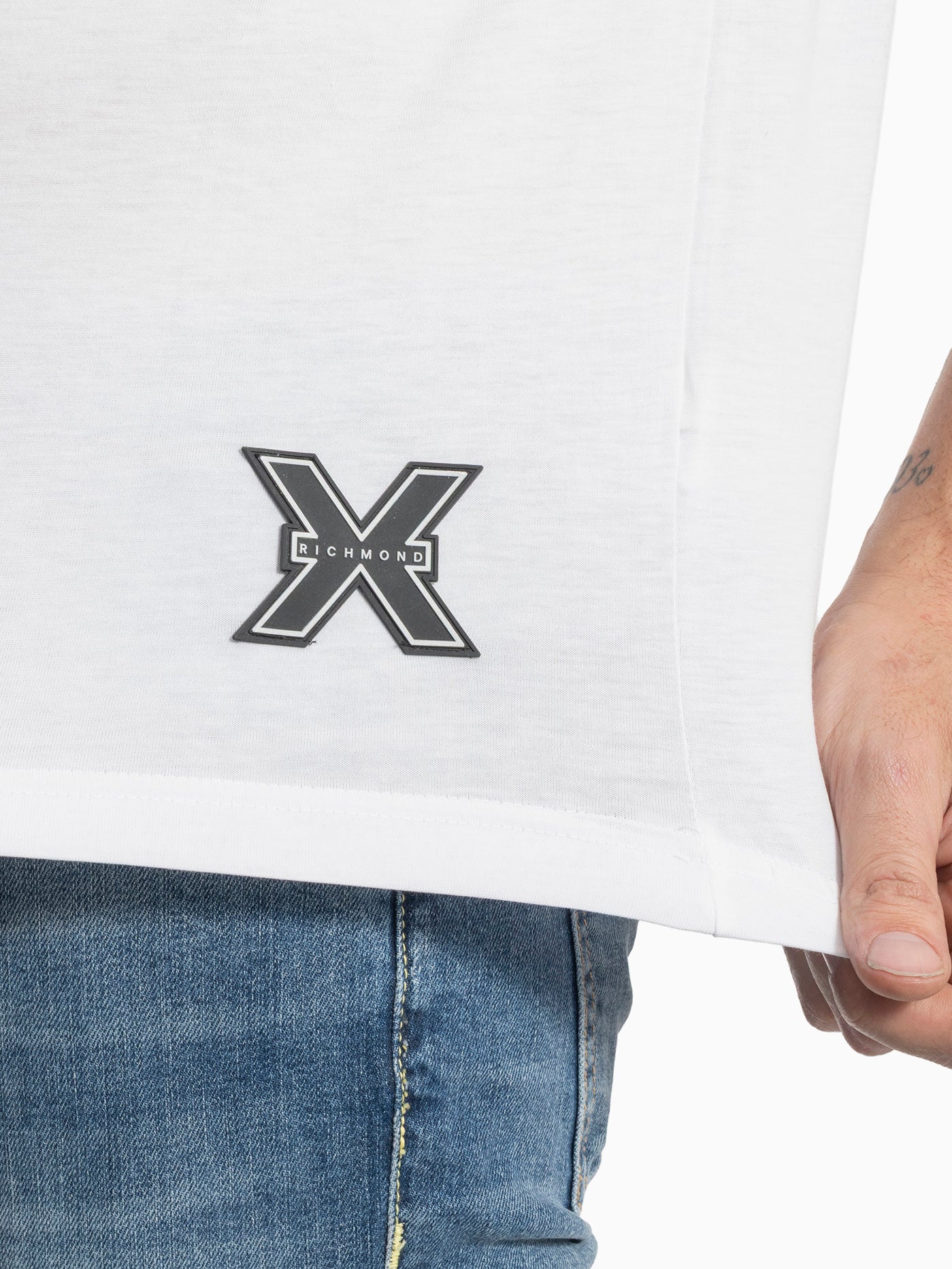 JOHN RICHMOND UMA25047TS