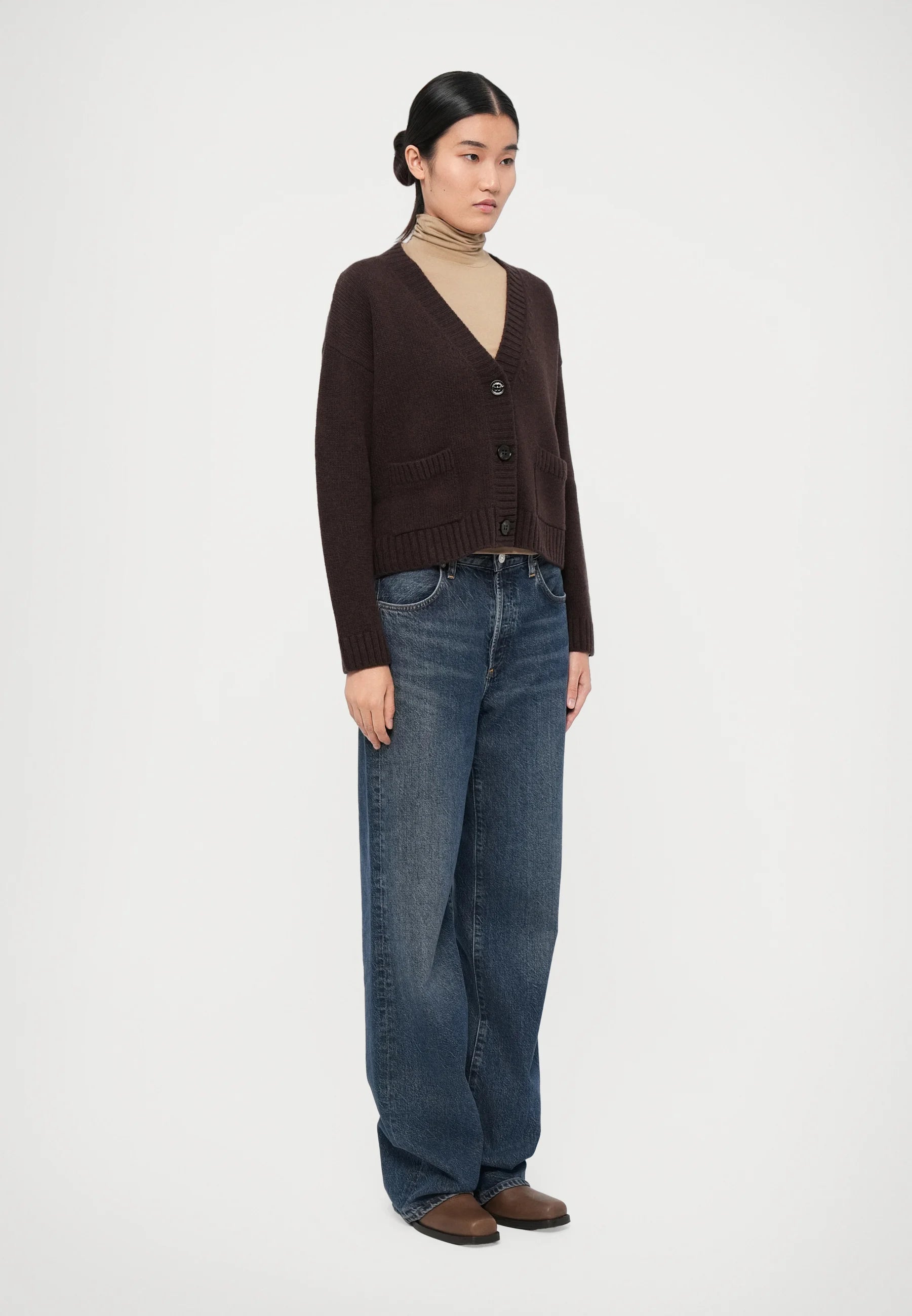 CARDIGAN MAX MARA FILMATO