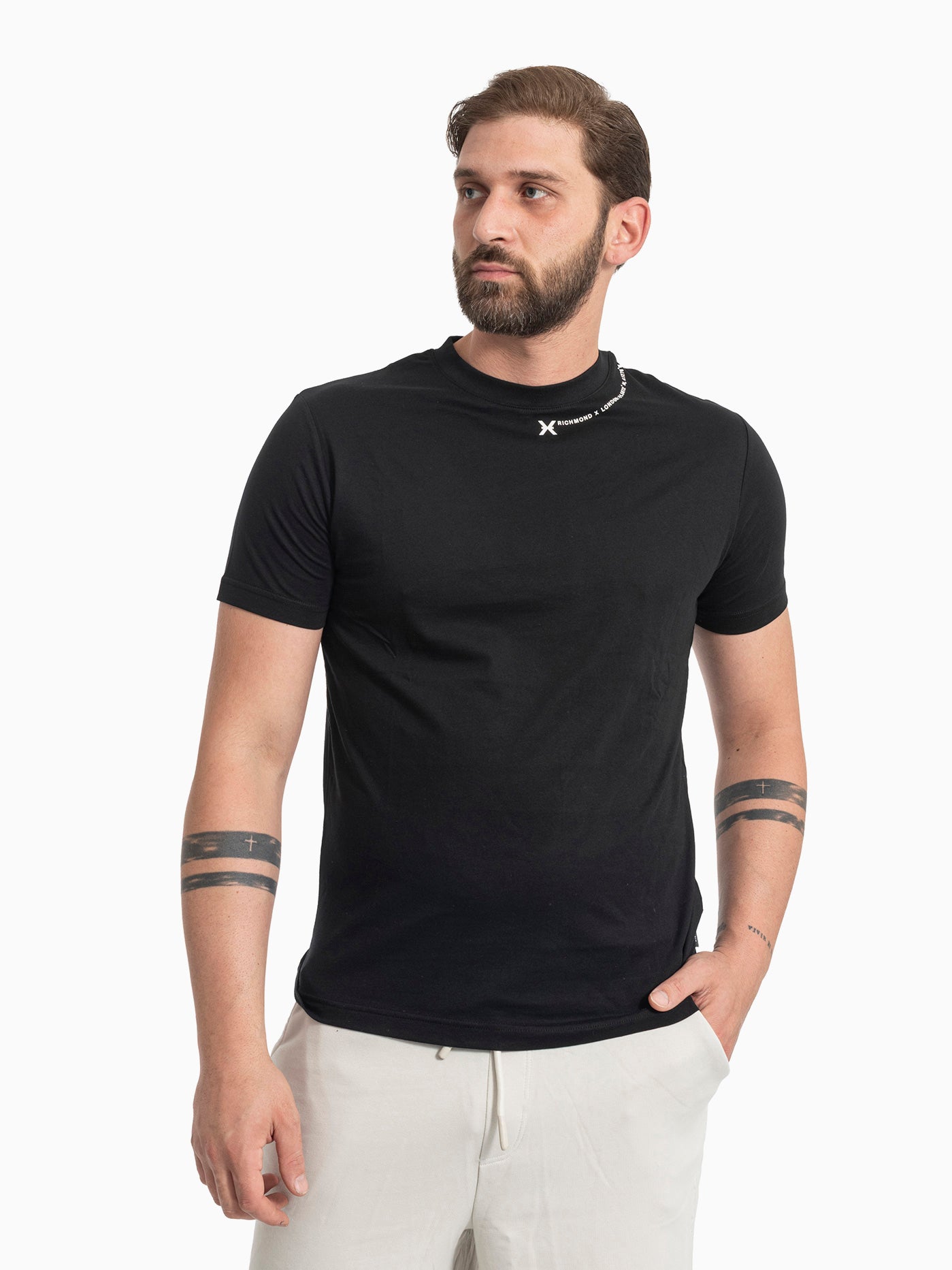 T-SHIRT JOHN RICHMOND UMP26038TS