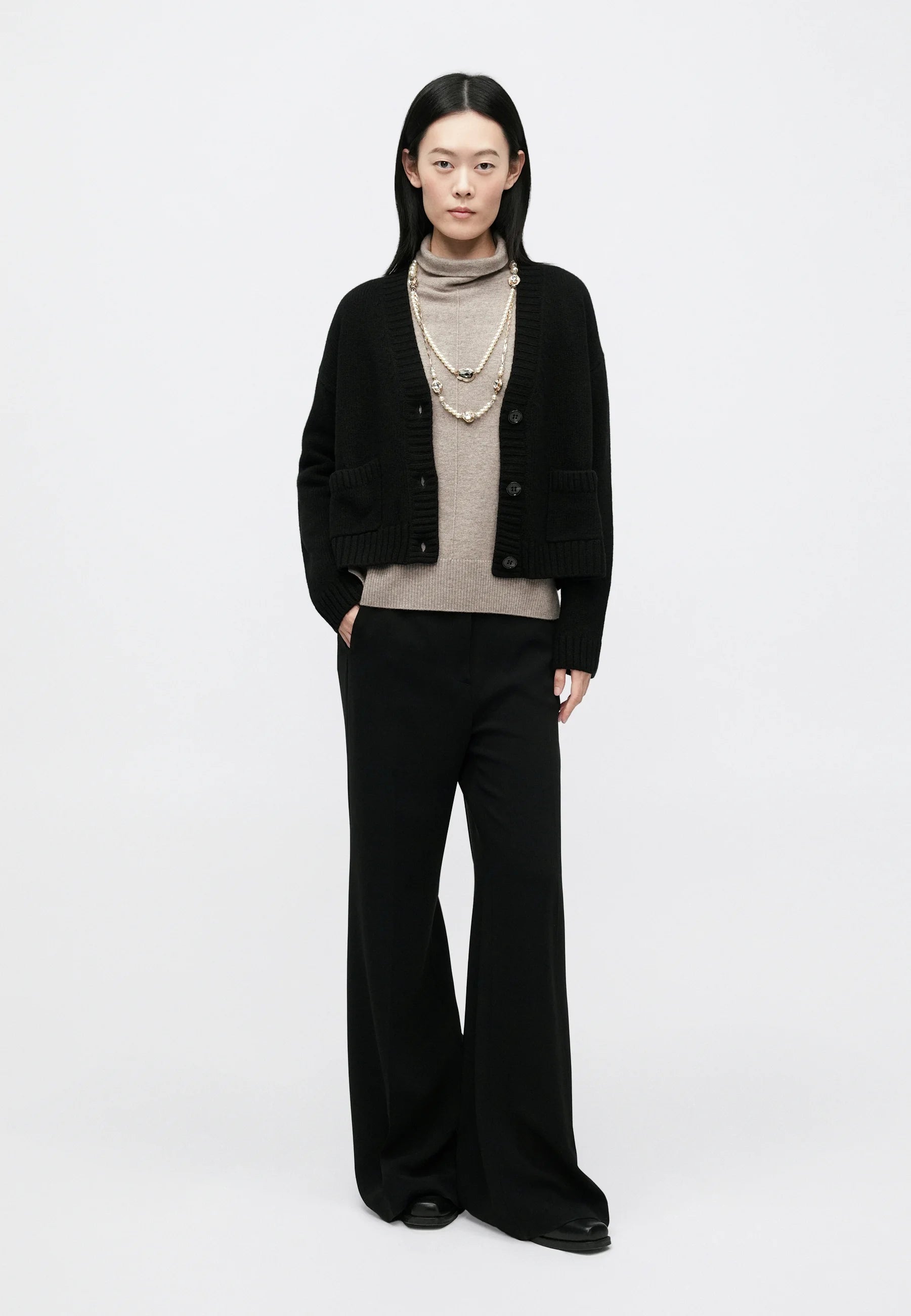 CARDIGAN MAX MARA FILMATO