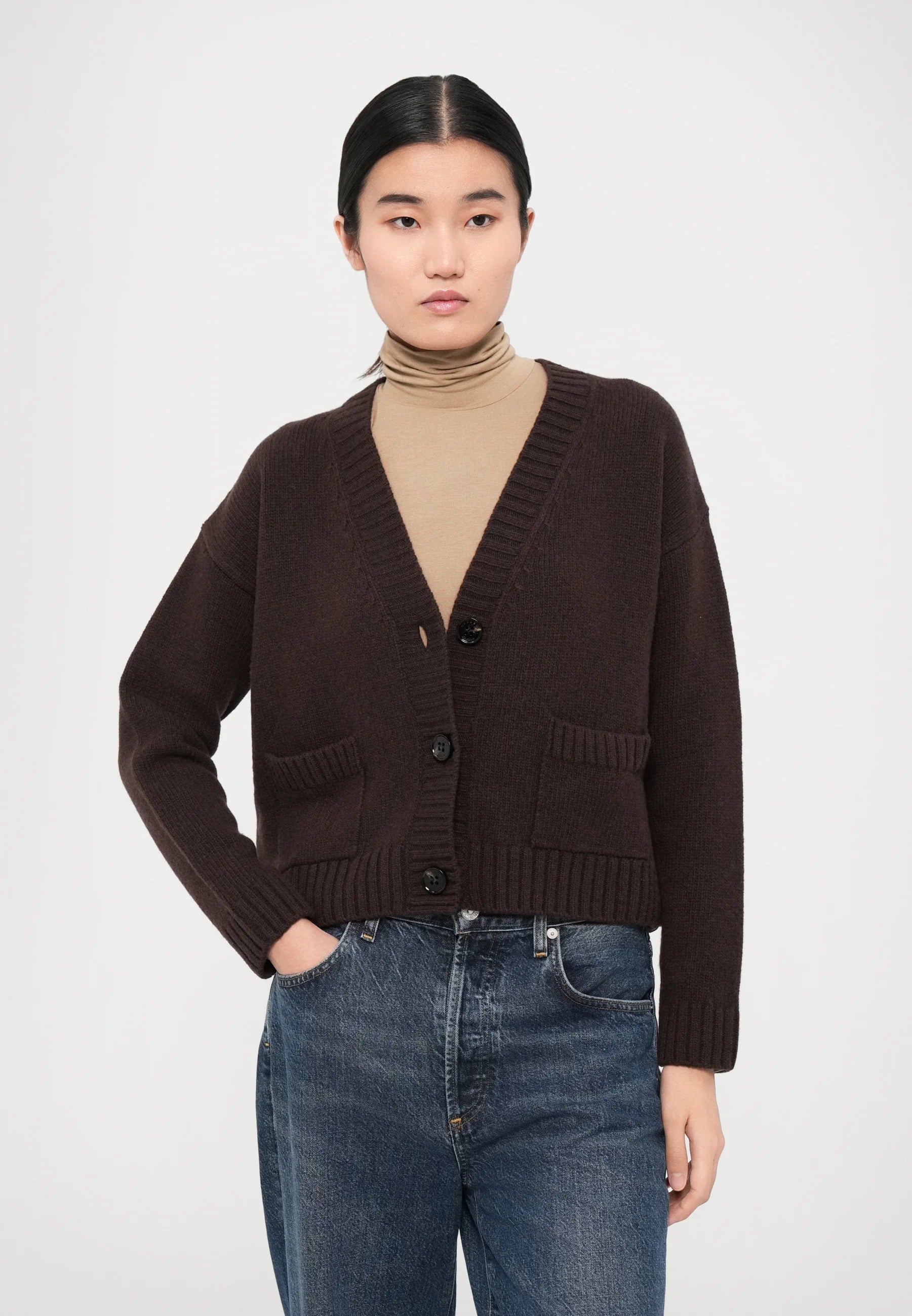 CARDIGAN MAX MARA FILMATO